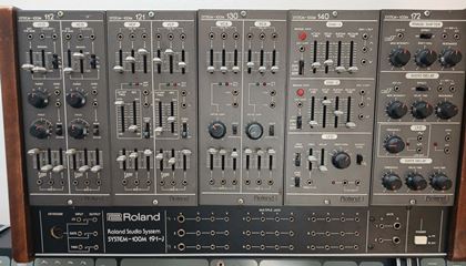 Roland-System-100M